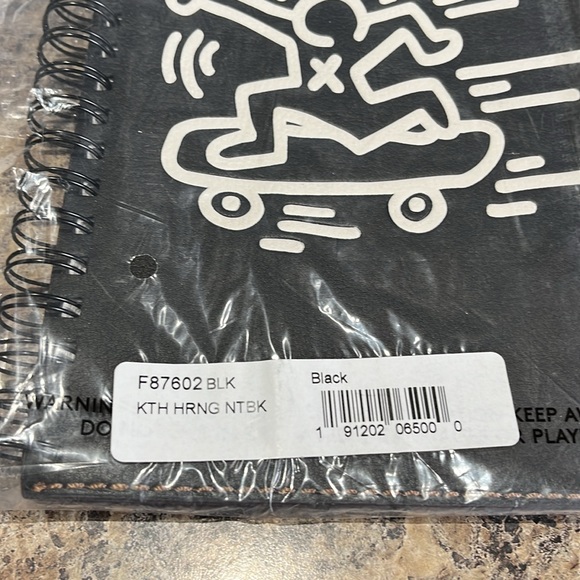 Coach X Keith Haring Notebook - Picture 2 of 7